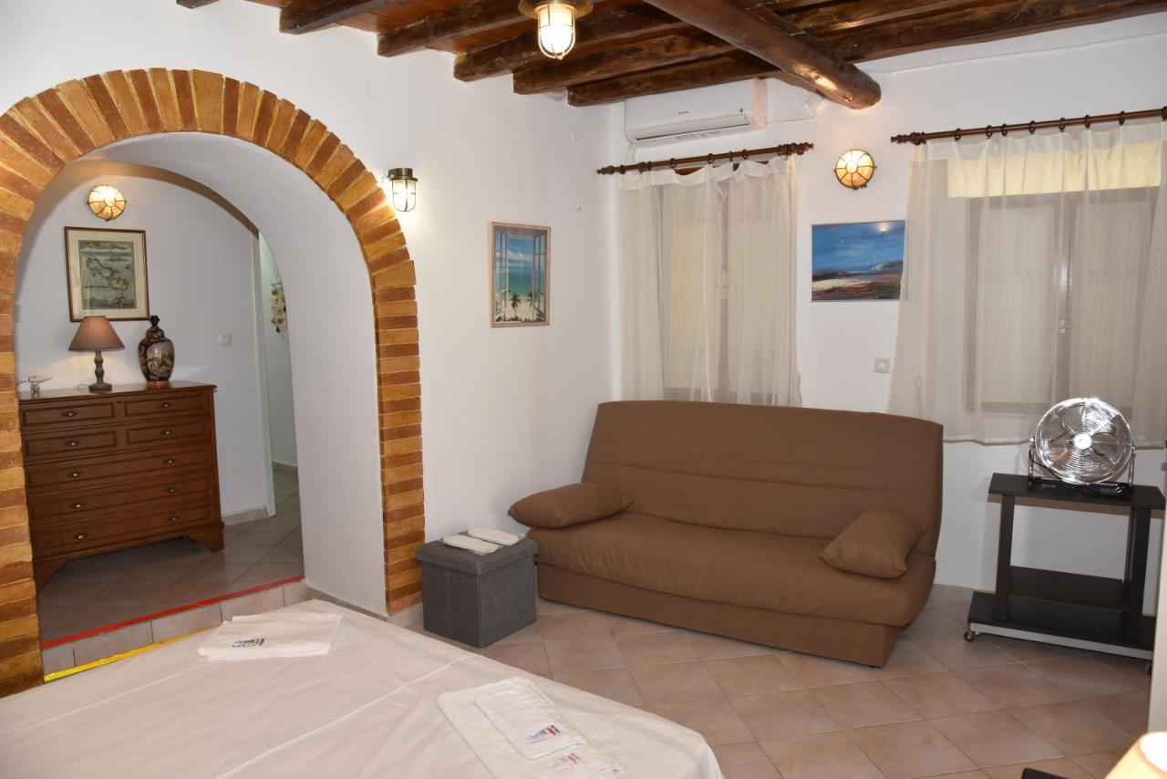 Scala Di Korthi Apartamento Ormos  Exterior foto